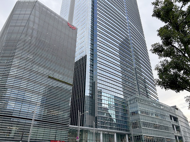 「炭焼うな富士東京ミッドタウン八重洲店」さん