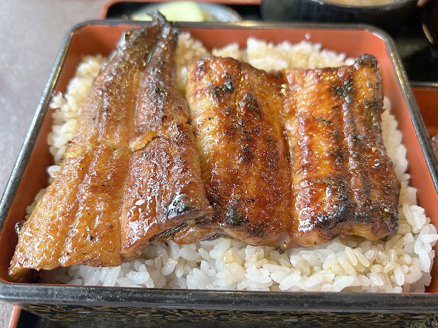 長野県岡谷市「うなぎ水門」さん