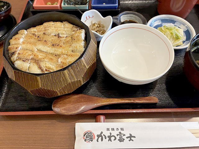 神奈川県藤沢市うなぎ「炭焼き鰻かわ富士」さん
