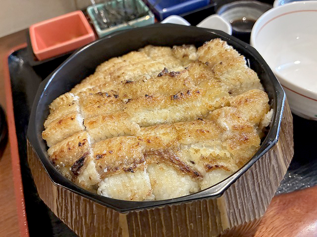 神奈川県藤沢市うなぎ「炭焼き鰻かわ富士」さん